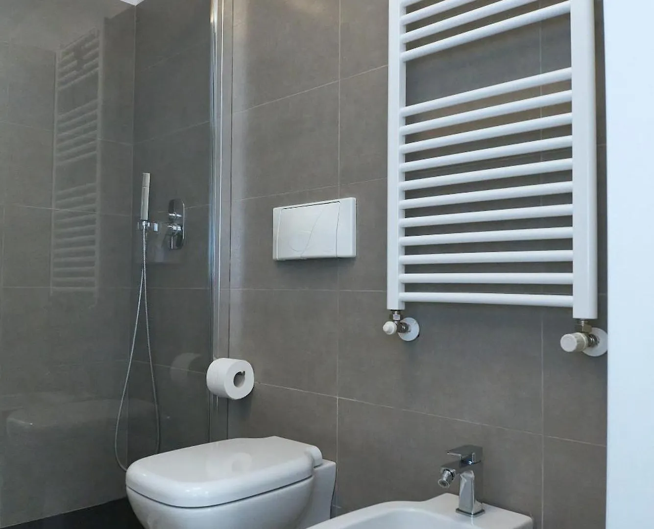 Xenia Apartments - Two-Room Apartment In Fondazione Prada Milan