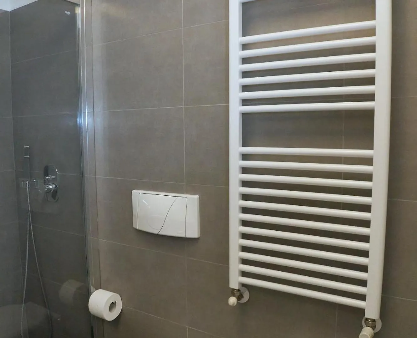 Xenia Apartments - Two-Room Apartment In Fondazione Prada Milan